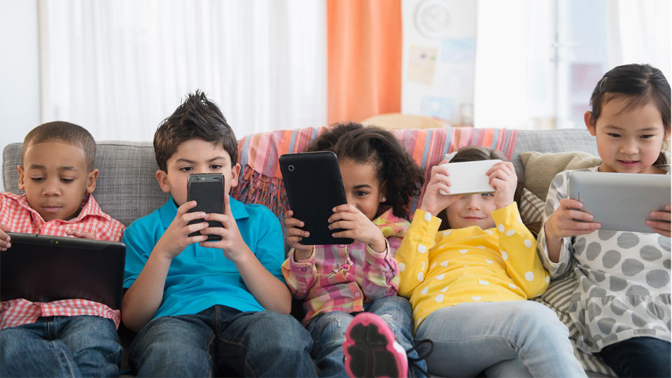 What age should we start allowing our kids to use social media?