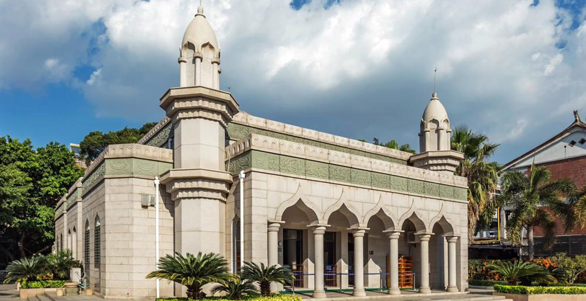 Between Truth and Myth: The Shirazis Who Built Mosques from East Africa ...